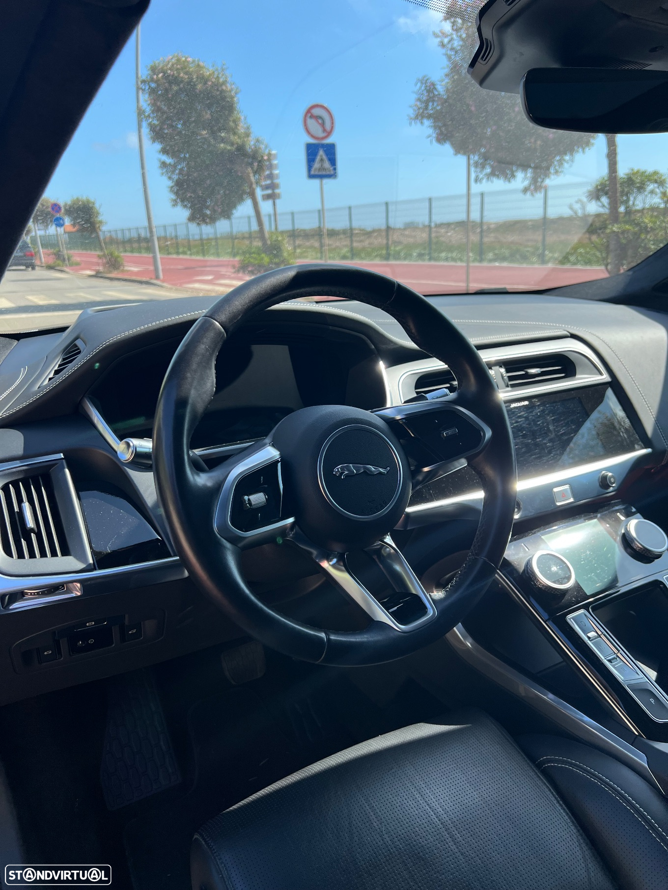 Jaguar I-Pace EV400 AWD First Edition - 11