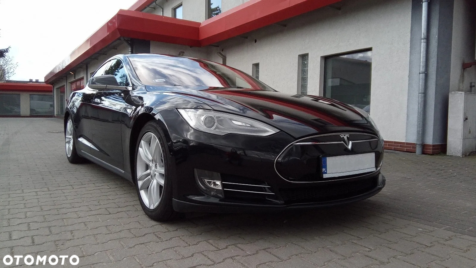 Tesla Model S Standard - 18