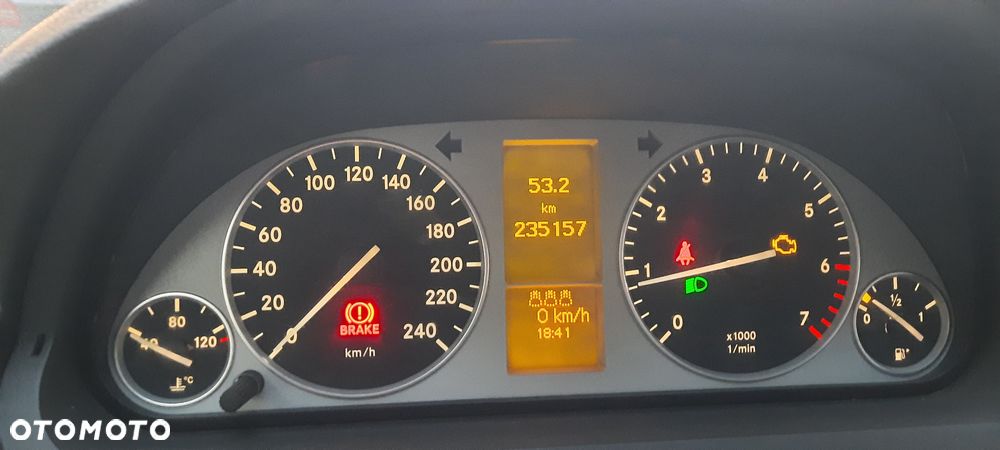 Mercedes-Benz Klasa B 200 - 12