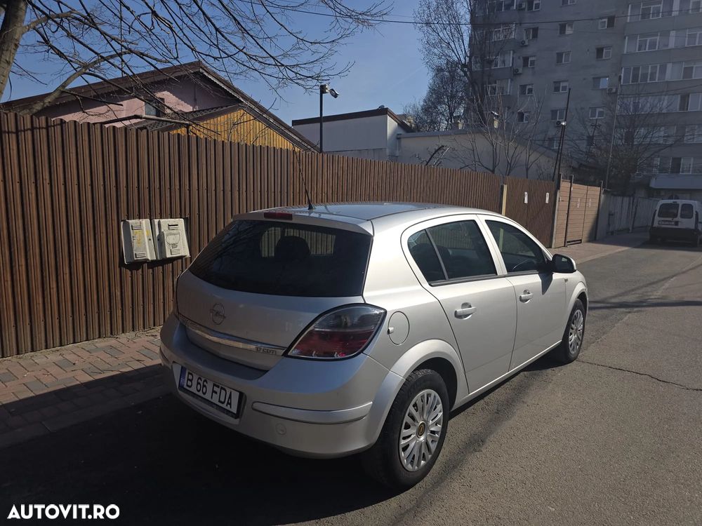 Opel Astra 1.7 CDTI - 4