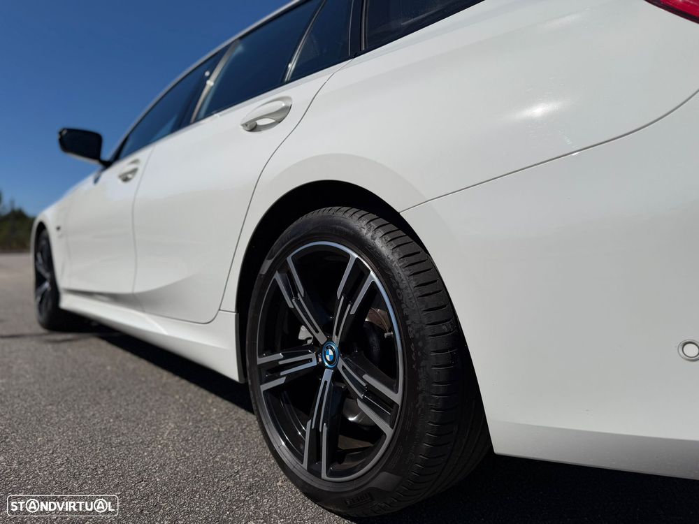 BMW 320 e Pack Desportivo M Auto - 7