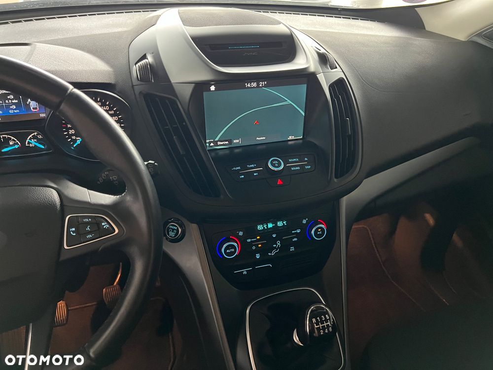 Ford Kuga - 14