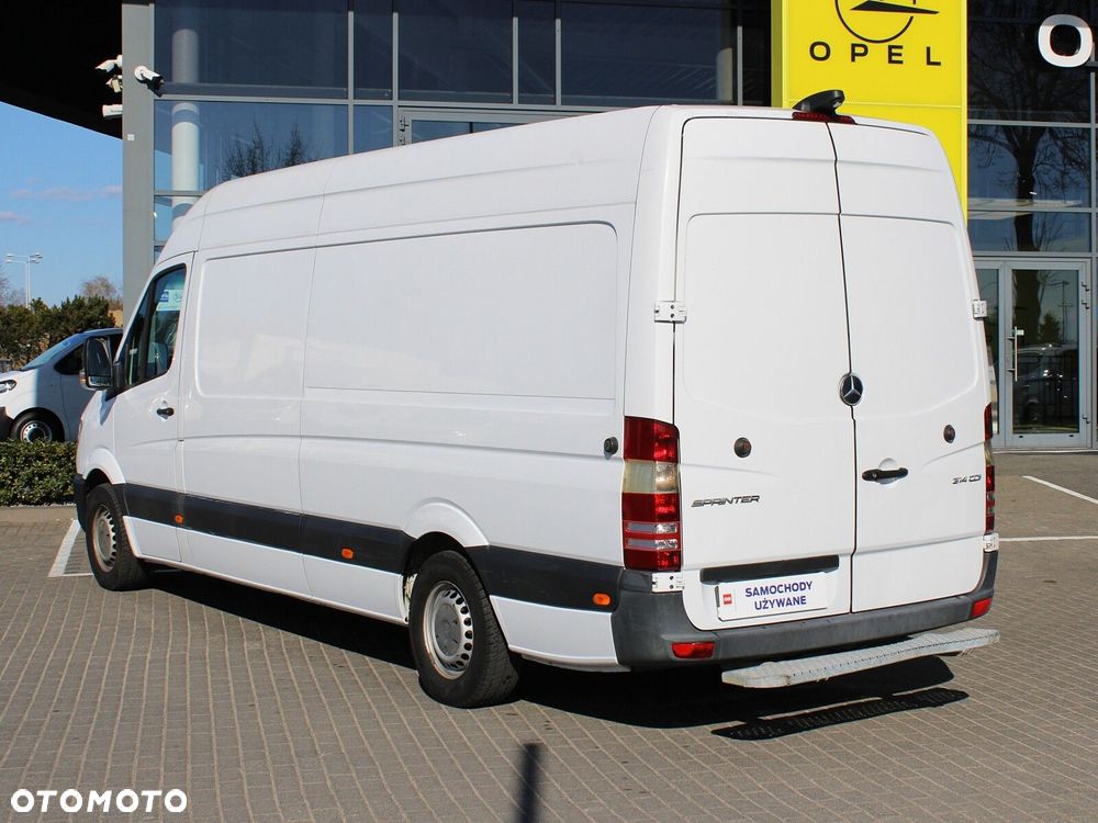 Mercedes-Benz Sprinter L4H2 - 9