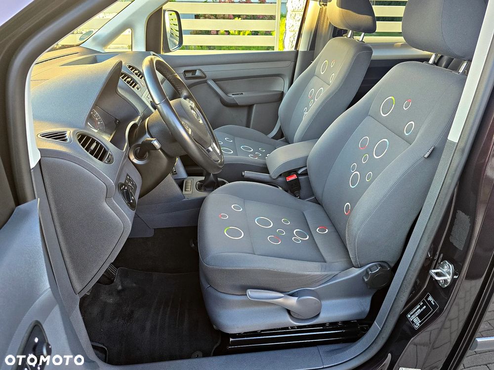 Volkswagen Caddy 1.2 (7-Si.) Edition 30 - 31
