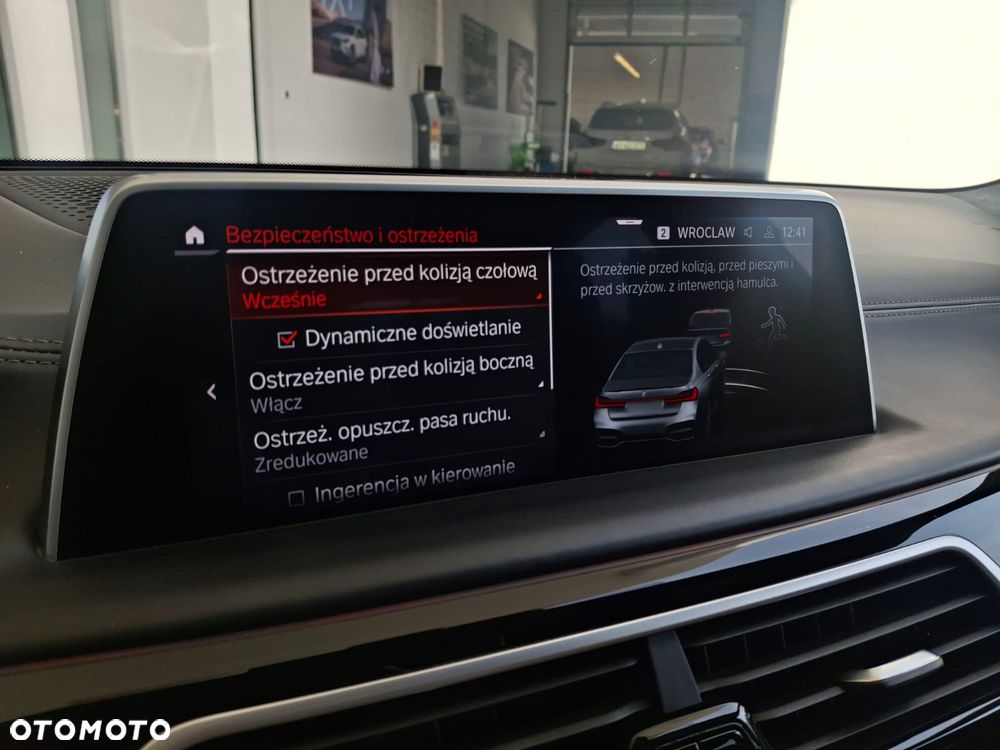 BMW Seria 7 - 16