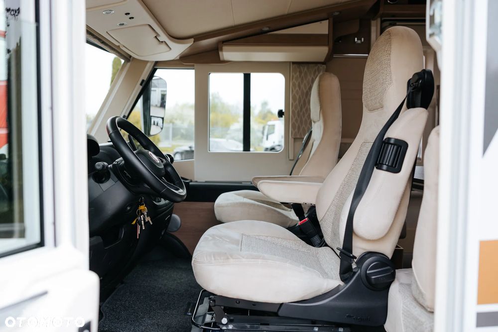 Carthago MALIBU I 430 LE Automat Zimowy 5 miejsc - 34