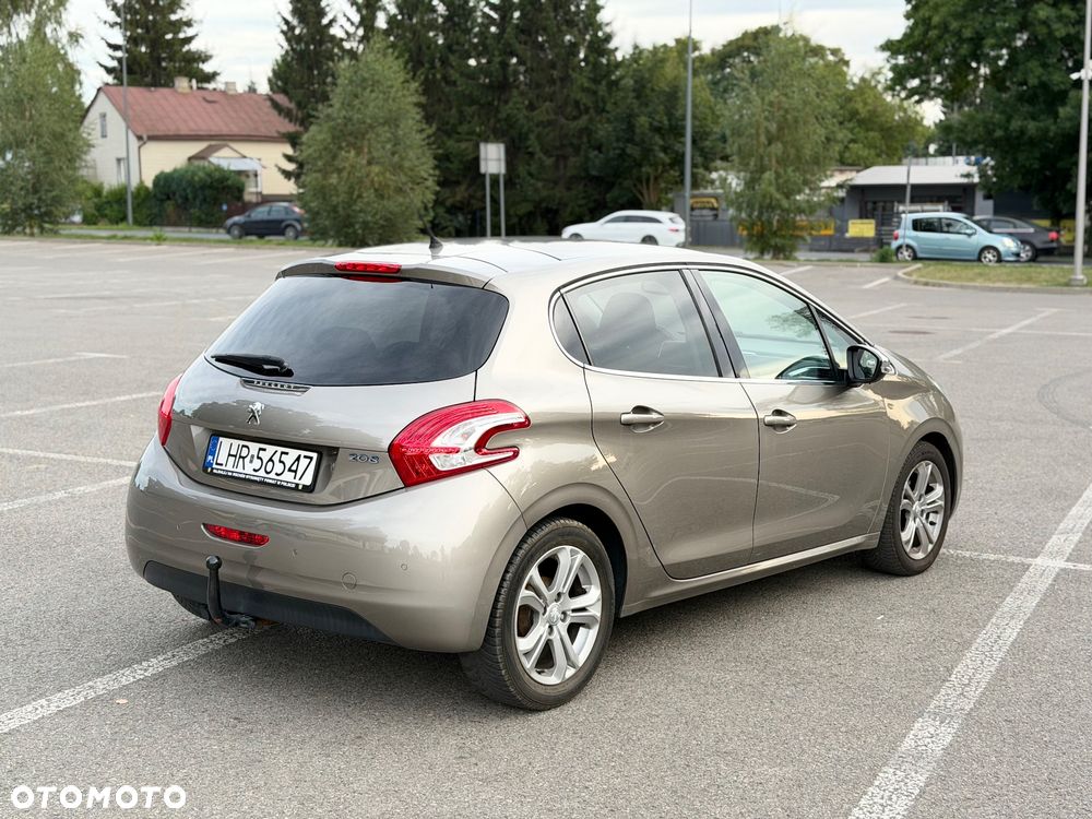 Peugeot 208 1.2 PureTech Allure - 5