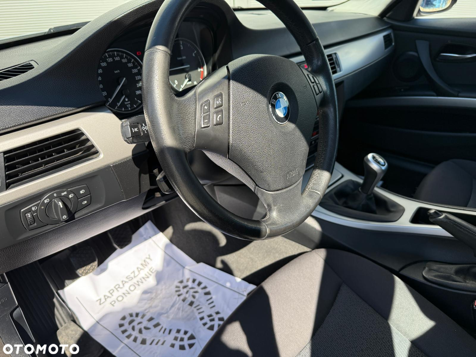 BMW Seria 3 318d Touring Advantage - 15