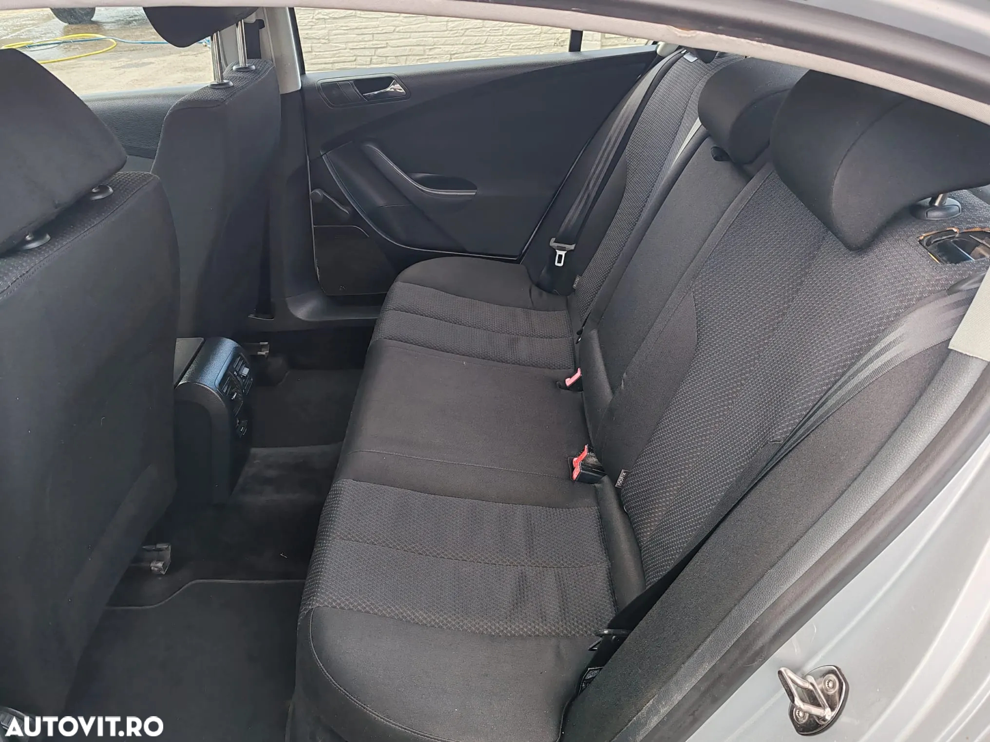 Volkswagen Passat - 13