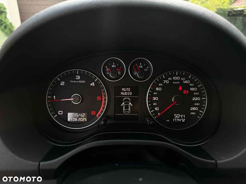 Audi A3 ver-1-6-tdi-attraction - 13