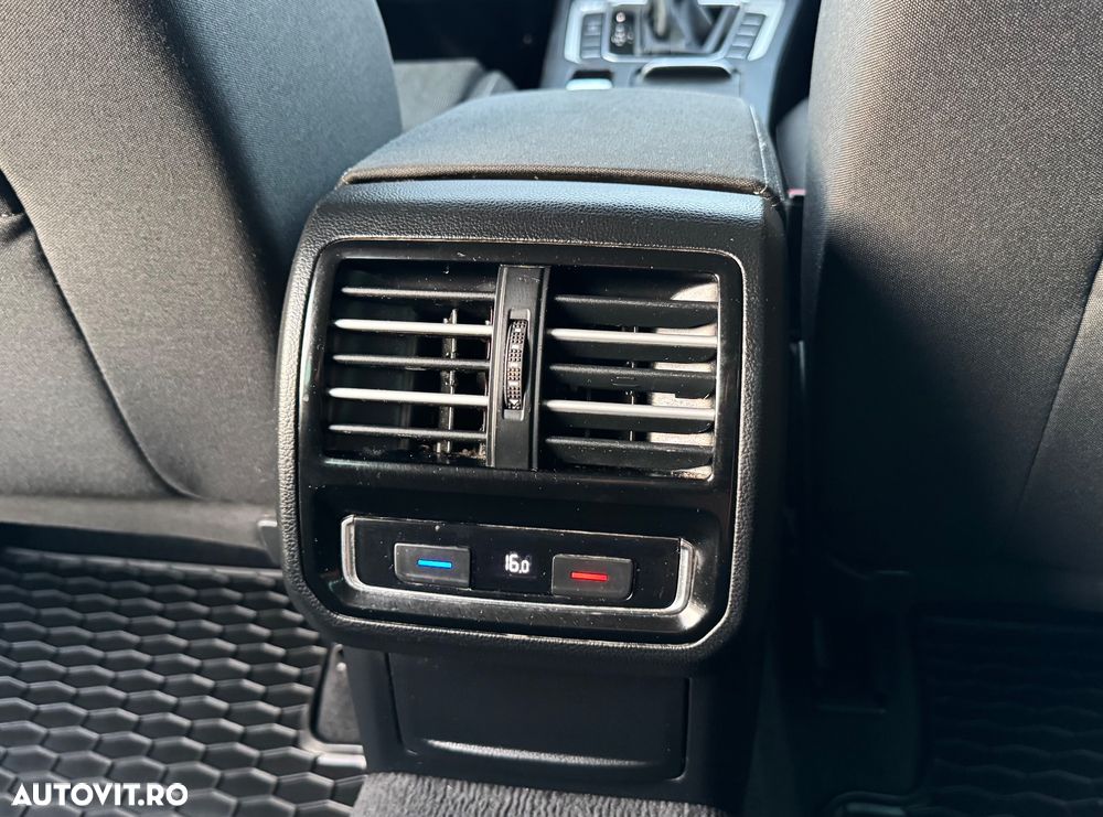Volkswagen Passat 2.0 TDI DSG Comfortline - 21