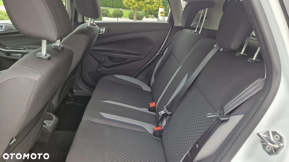 Ford Fiesta 1.0 EcoBoost Titanium - 19