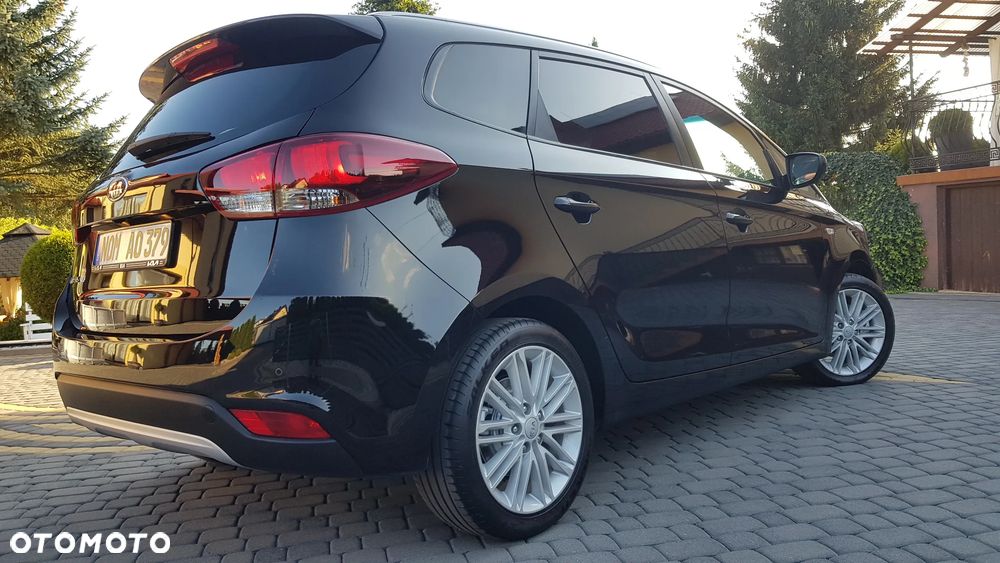 Kia Carens 1.6 GDI Dream Team Edition - 11