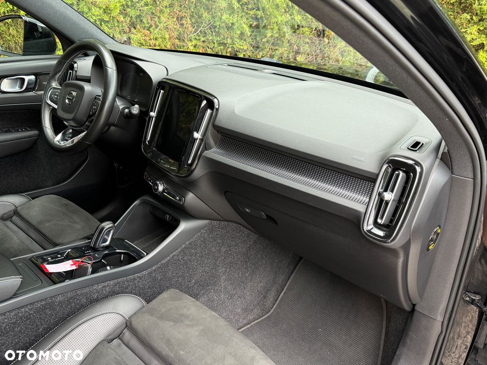 Volvo XC 40 D4 AWD Geartronic R-Design - 6