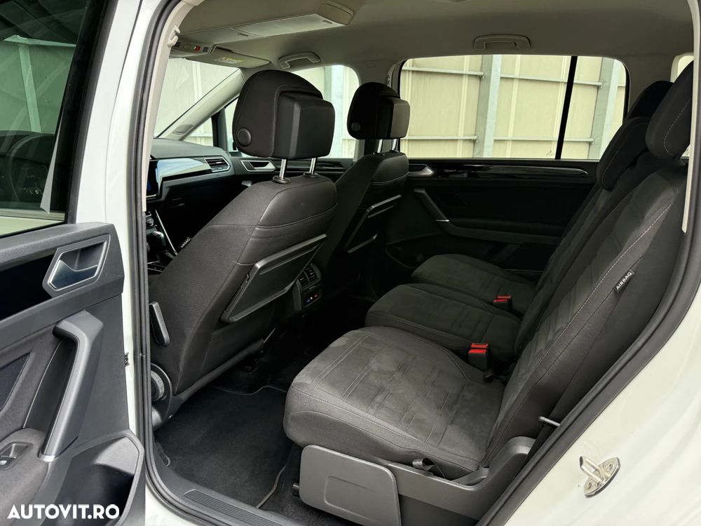 Volkswagen Touran 2.0 TDI SCR DSG Highline - 21
