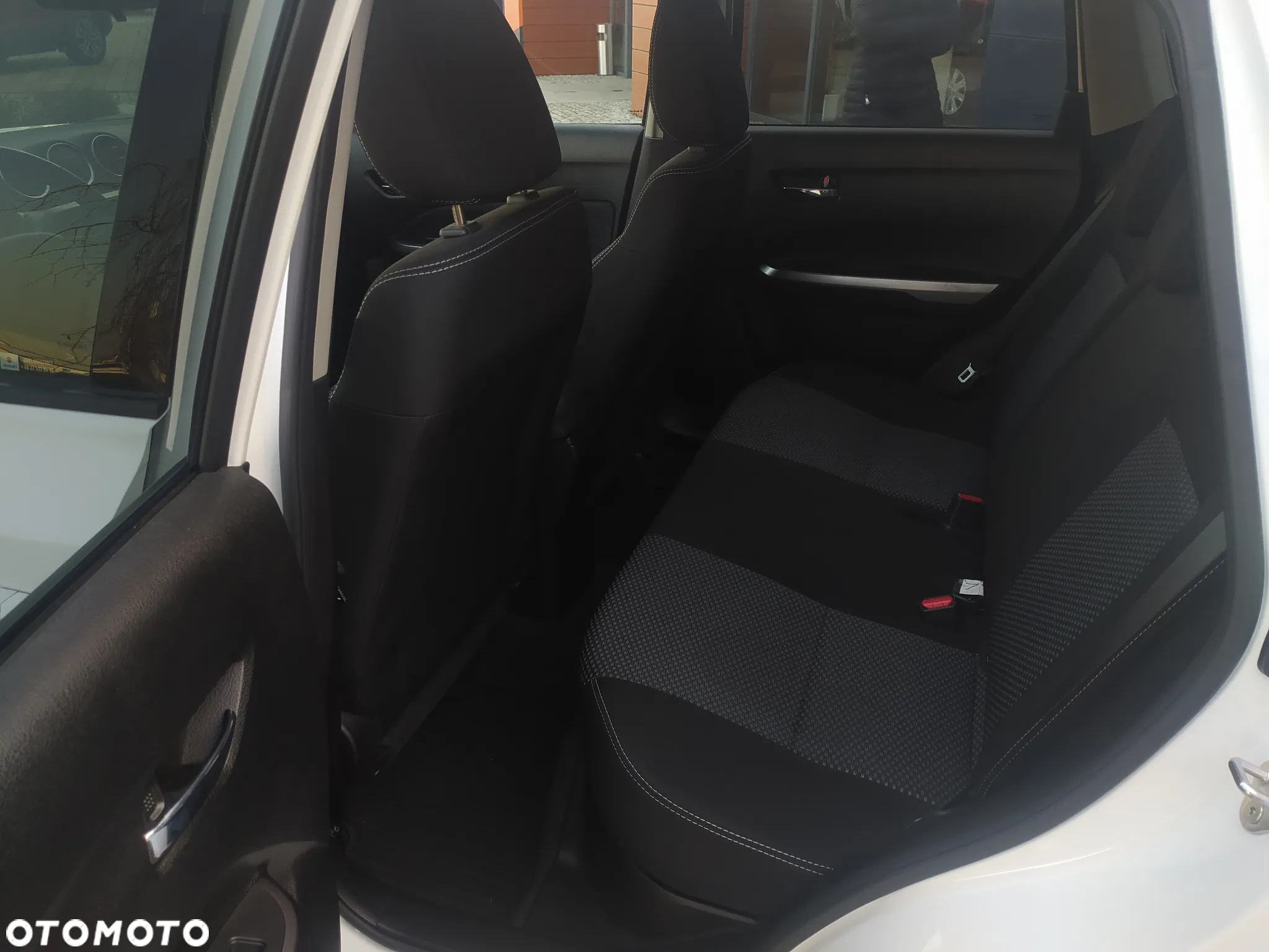 Suzuki Vitara 1.4 Boosterjet Premium 2WD - 9