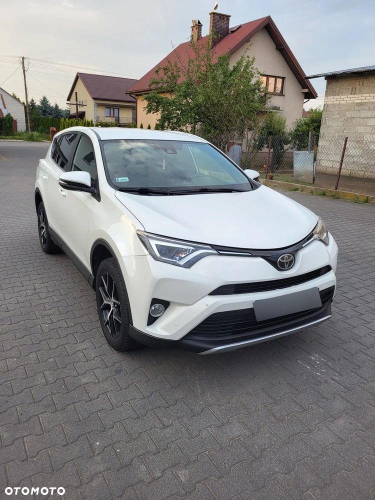 Toyota RAV4 2.0 D-4D Style 4x2 - 2