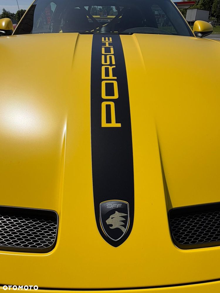 Porsche 911 GT3 - 13