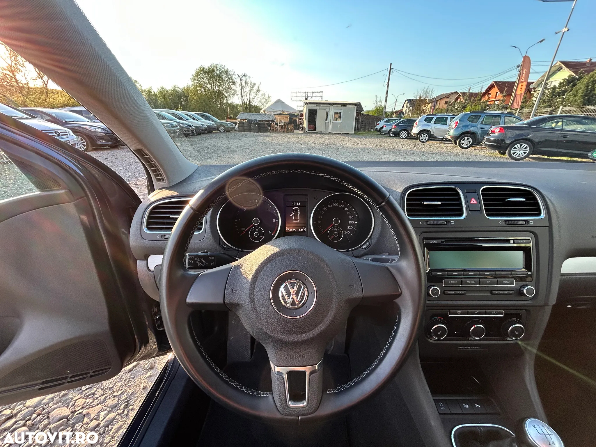 Volkswagen Golf 1.6 TDI DPF BMT Trendline - 12