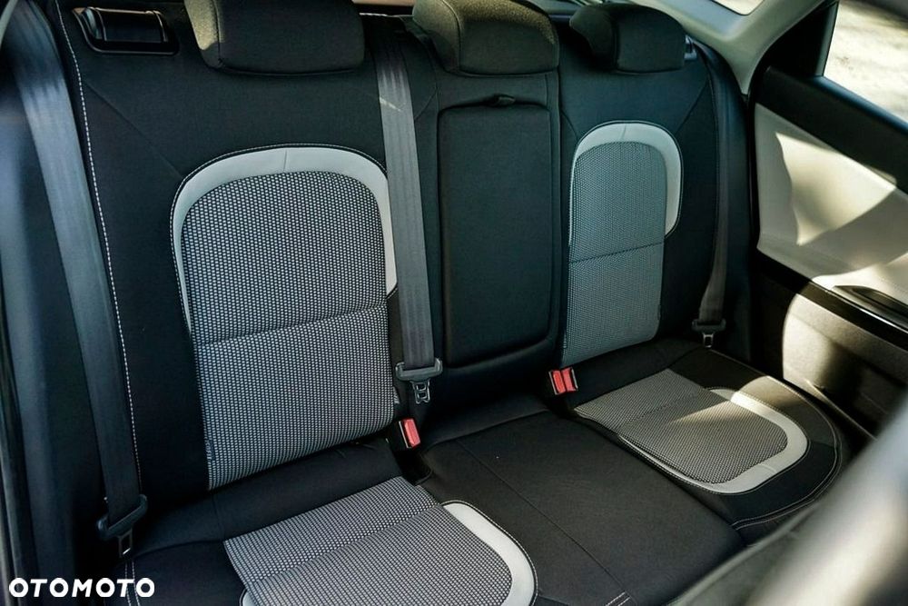 Kia Ceed - 22