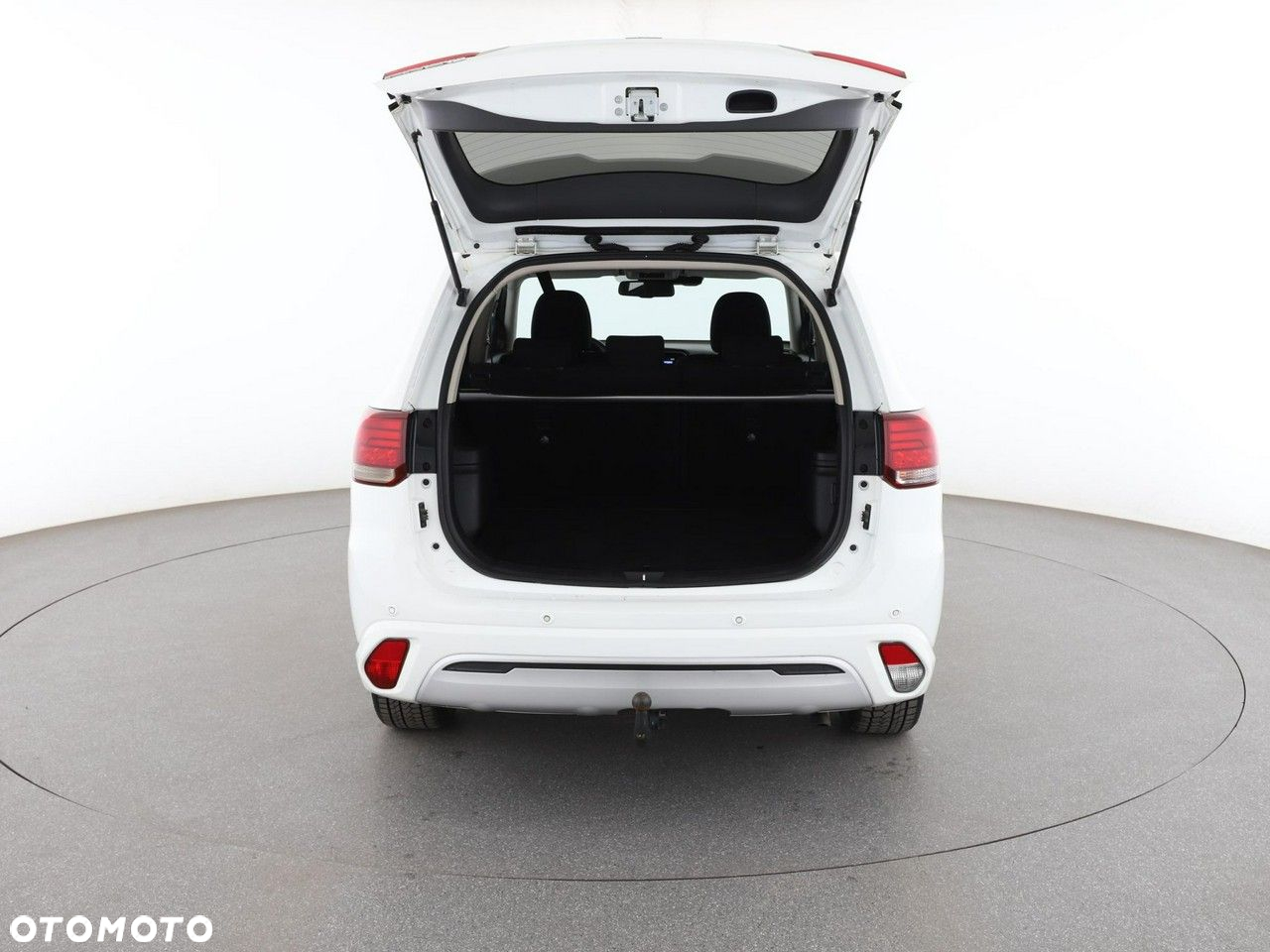 Mitsubishi Outlander - 19