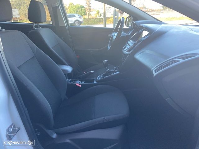 Ford Focus SW 1.5 EcoBlue S&S ACTIVE - 26