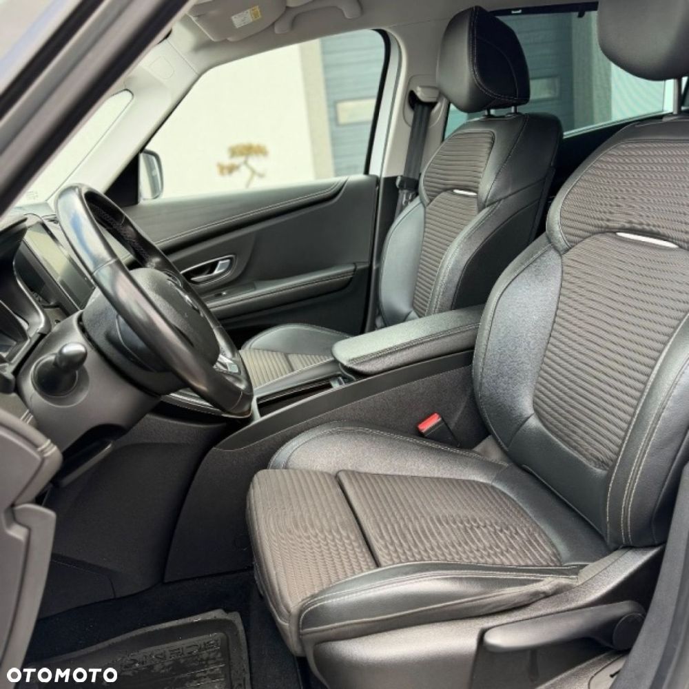 Renault Scenic - 19