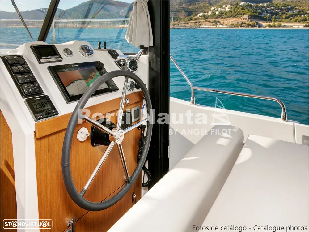 Beneteau Swift Trawler 35 - 15
