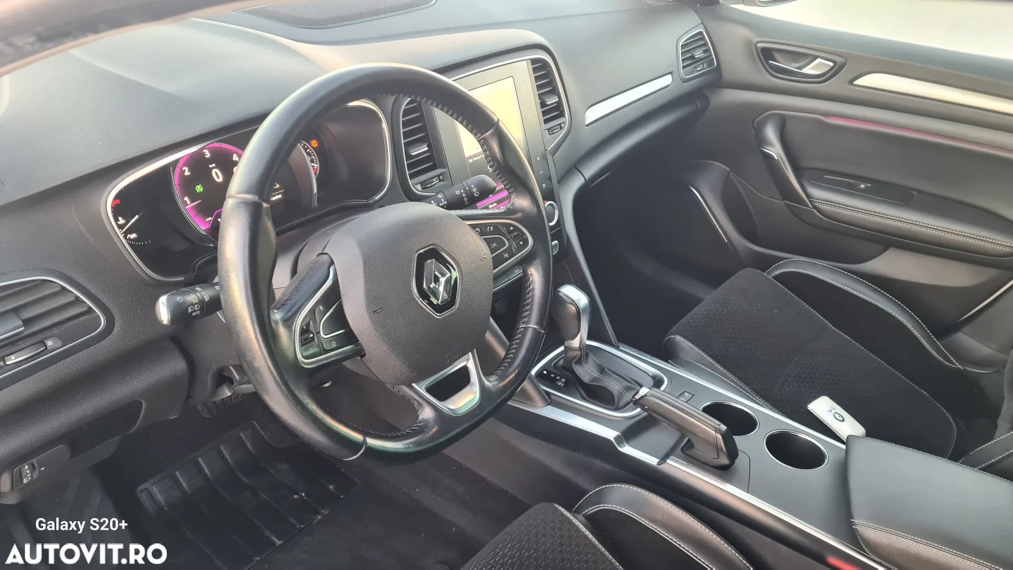 Renault Megane ENERGY dCi 110 EDC INTENS - 23