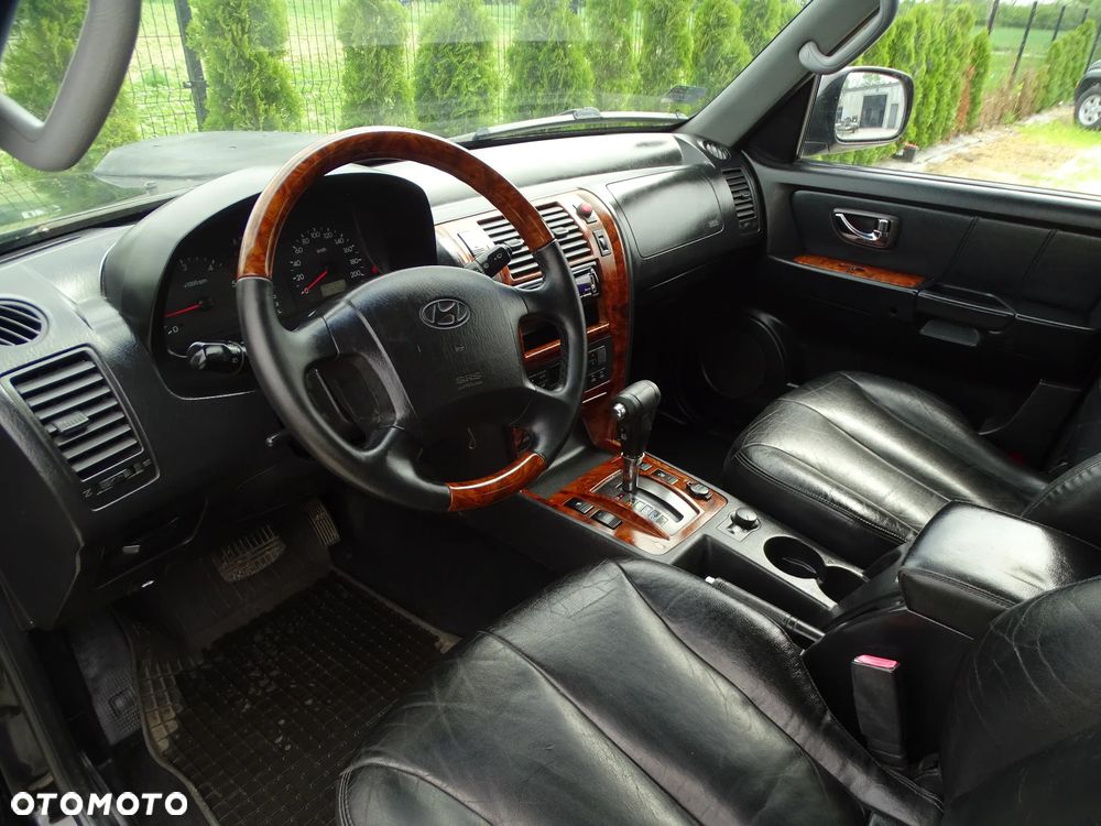 Hyundai Terracan - 3
