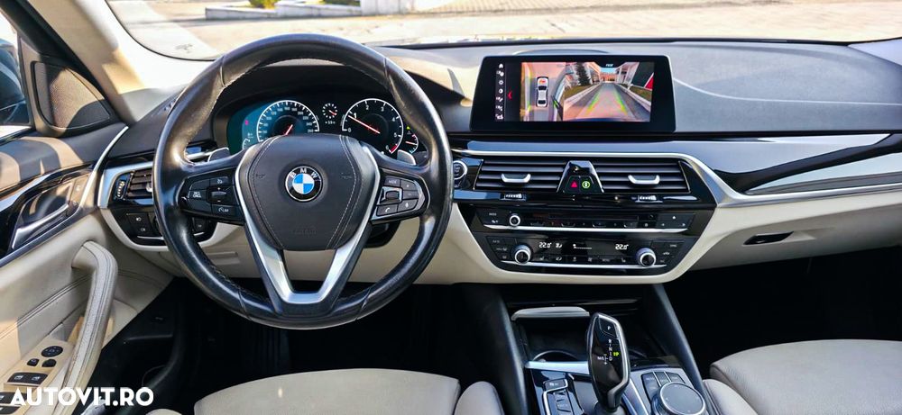 BMW Seria 5 520d xDrive AT - 14
