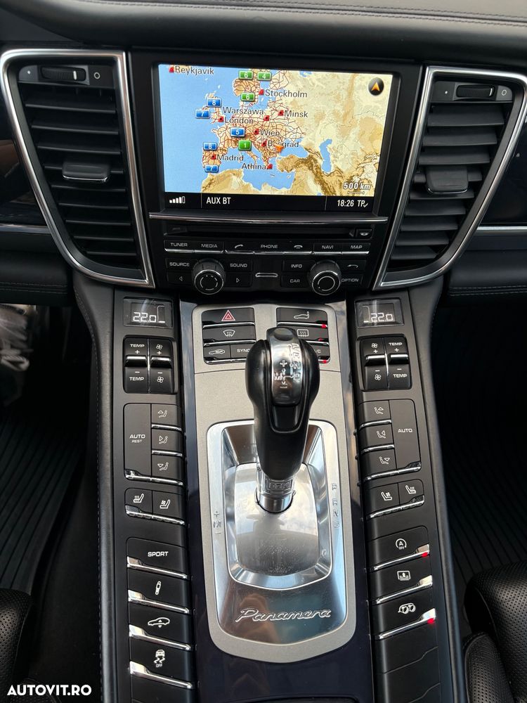 Porsche Panamera 3.0 PDK 4S - 9