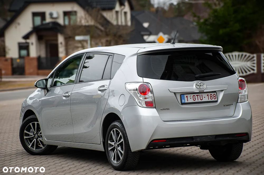 Toyota Verso 1.6 D-4D 7-Sitzer Start/Stop Edition S - 9
