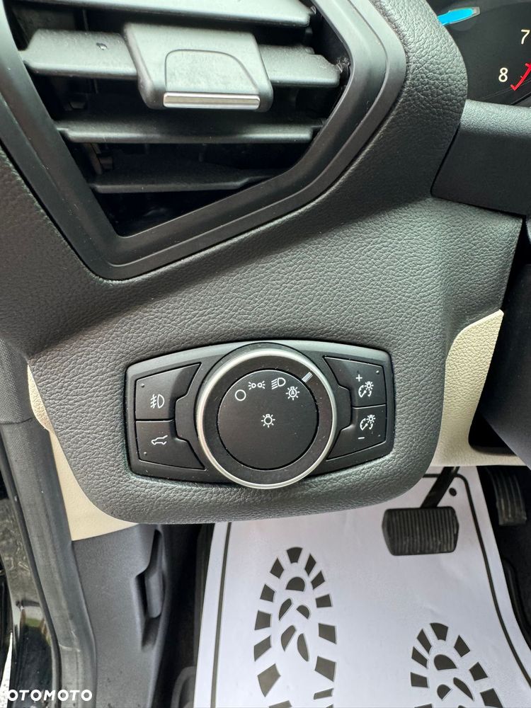 Ford Escape 2.0 EcoBoost AWD Titanium - 18