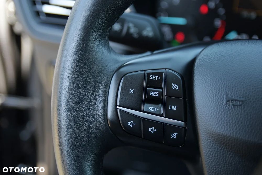 Ford Kuga 2.0 EcoBlue Hybrid TITANIUM - 29