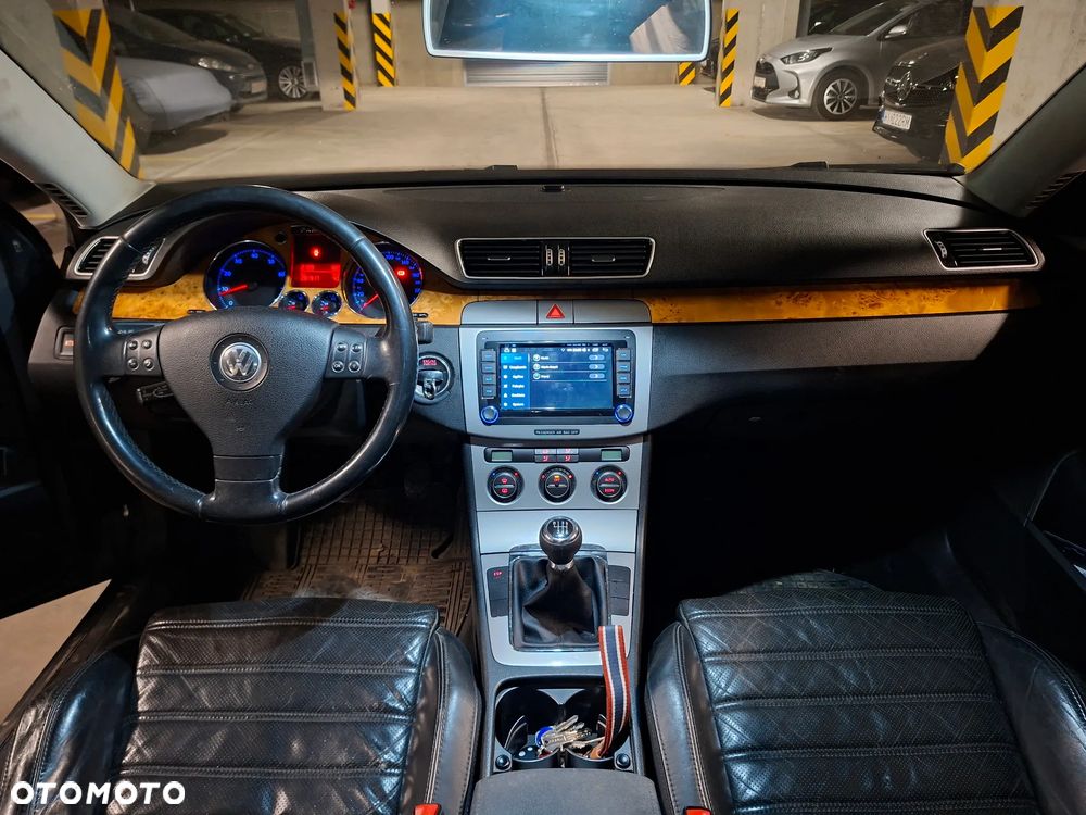 Volkswagen Passat - 7