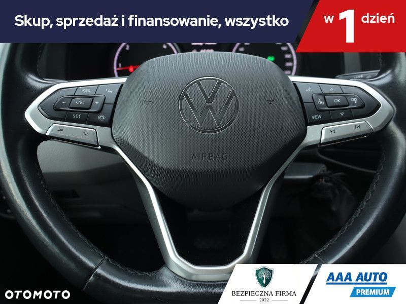 Volkswagen Caravelle - 19