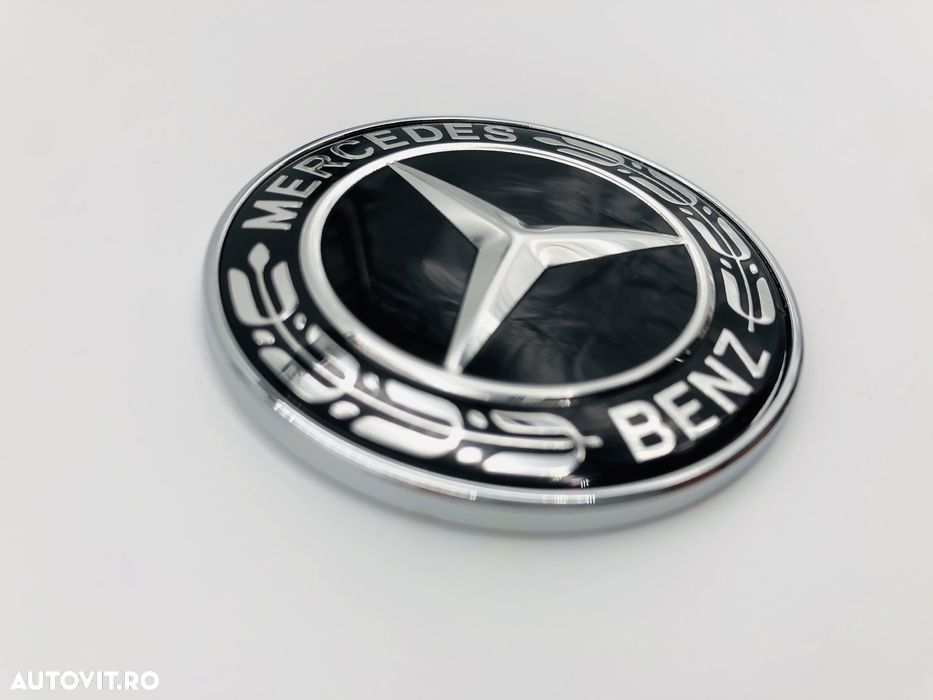 Emblema Mercedes capota nou - 2