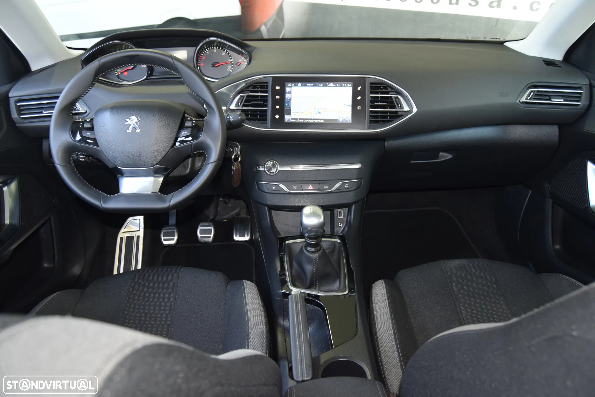 Peugeot 308 SW 1.6 BlueHDi Style - 23