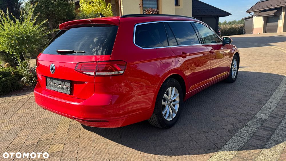 Volkswagen Passat 1.6 TDI (BlueMotion Technology) DSG Comfortline - 8