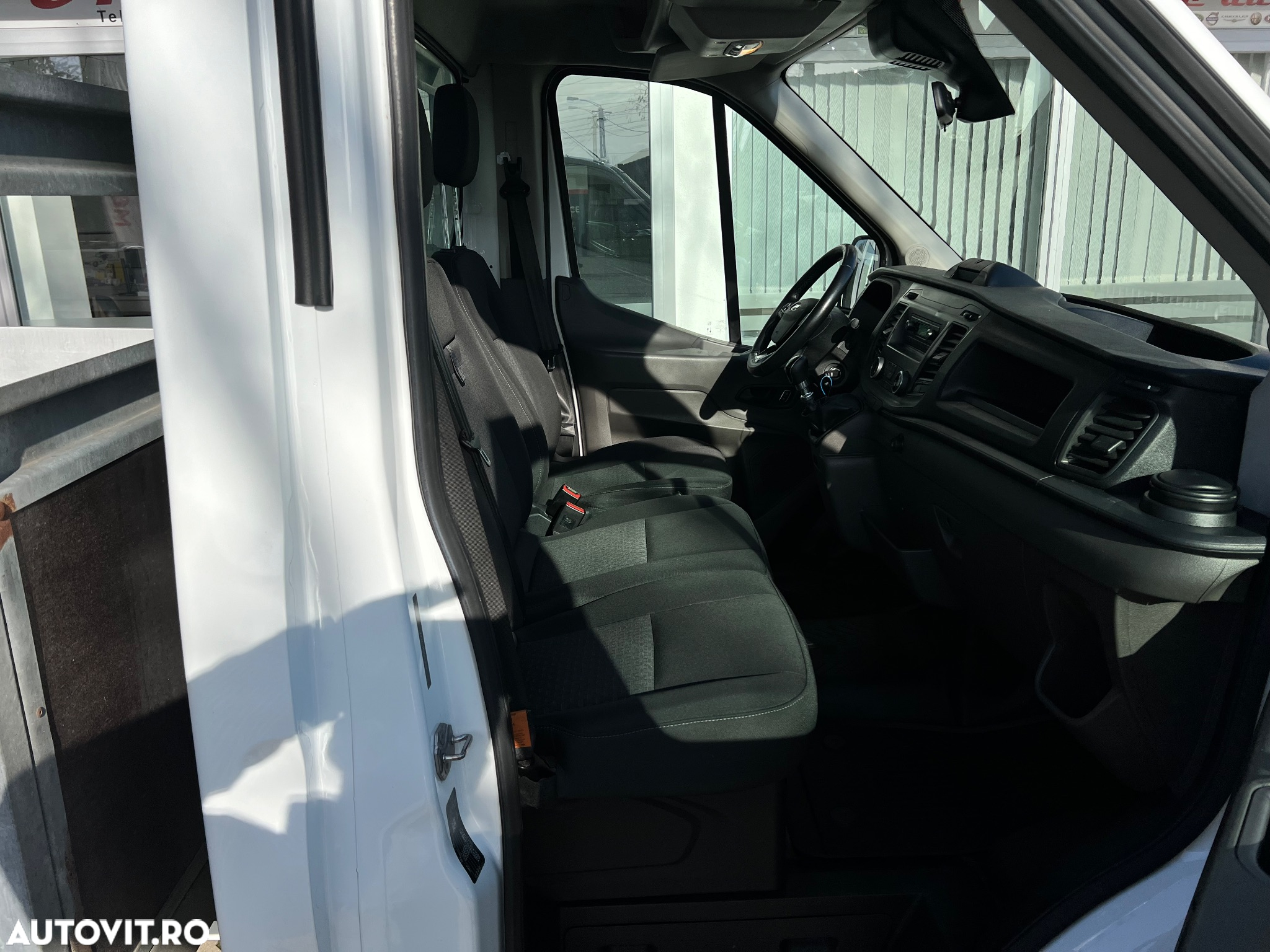 Ford Transit 350 2.0 EcoBlue 130 CP L4 DCIV RWD Trend - 15