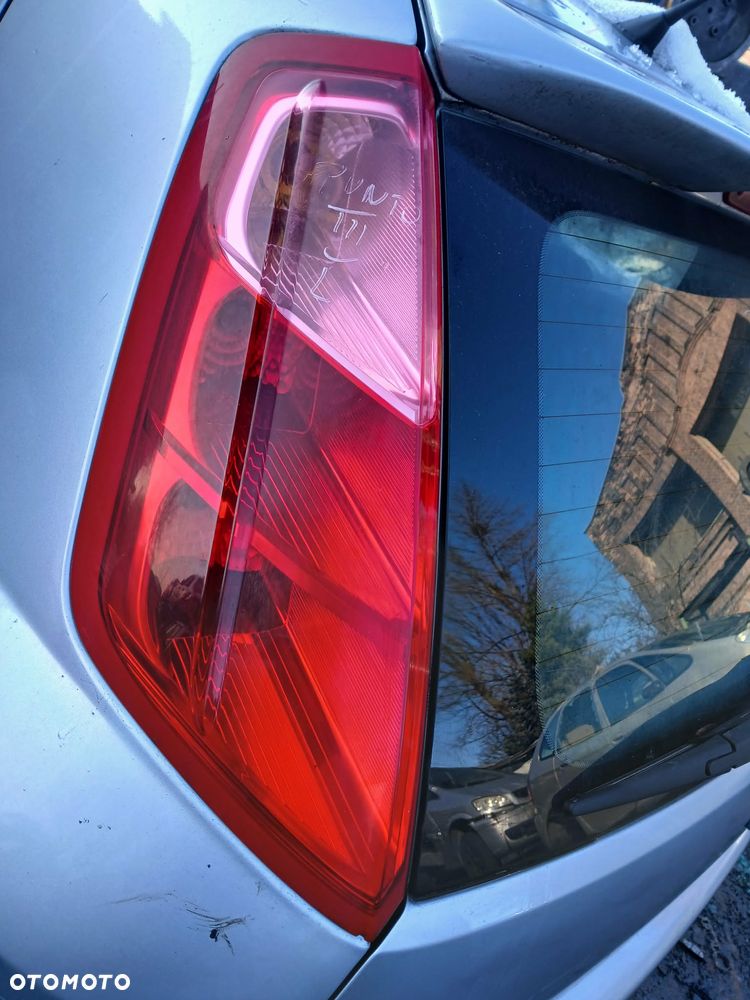 Fiat Grande Punto Lampa tylna lewa, prawa - 2