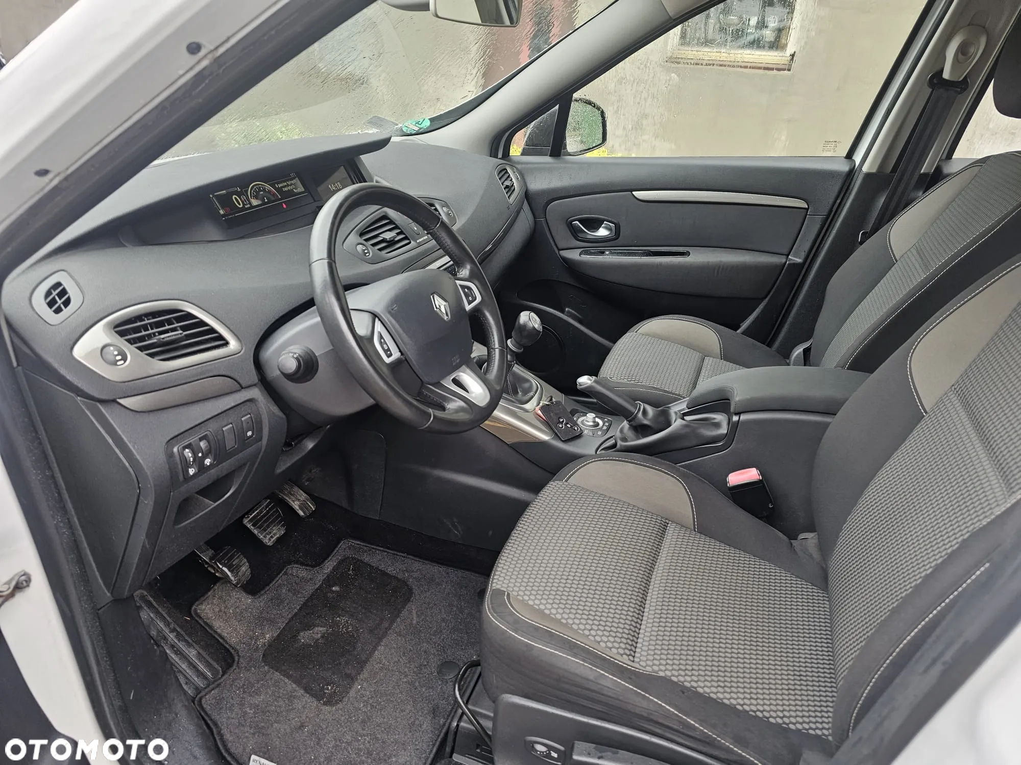 Renault Scenic - 34