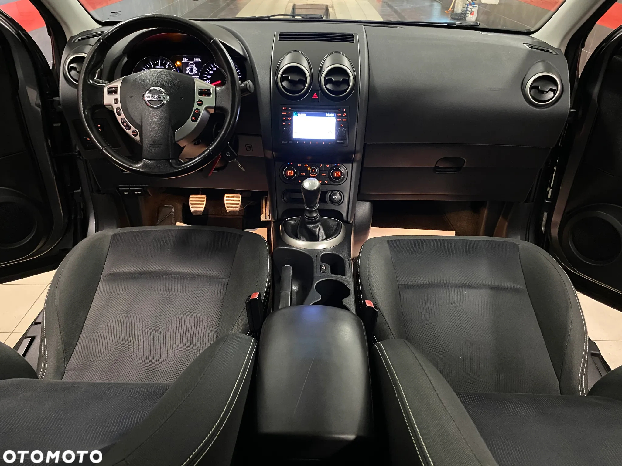 Nissan Qashqai 2.0 tekna - 11
