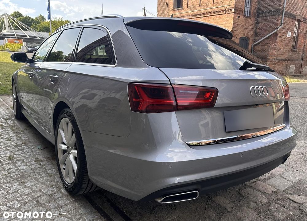 Audi A6 Avant 2.0 TDI Ultra S tronic - 11