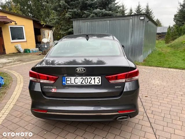 Kia Optima 1.7 CRDI M - 6