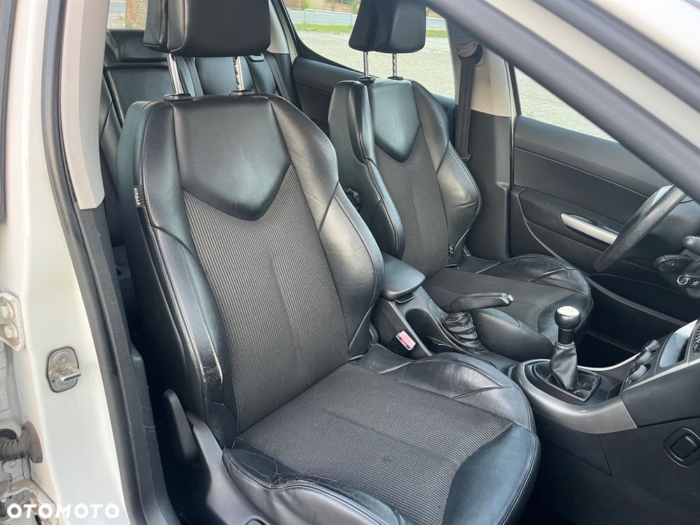 Peugeot 308 1.6 HDi Active - 9