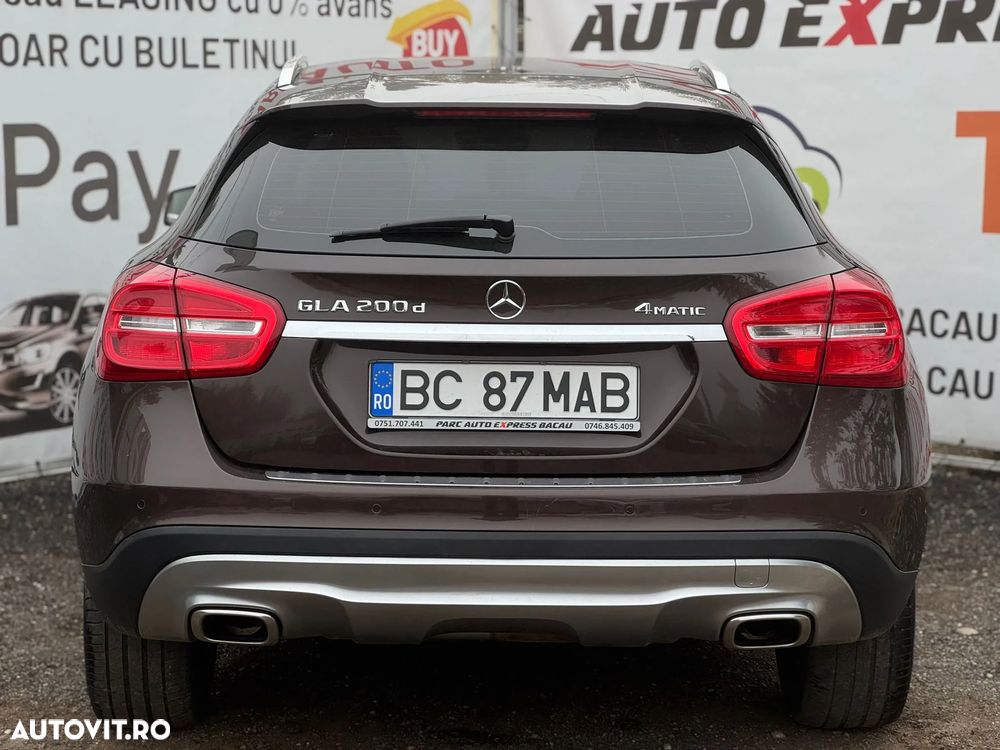 Mercedes-Benz GLA 200 (CDI) d 4Matic 7G-DCT - 18