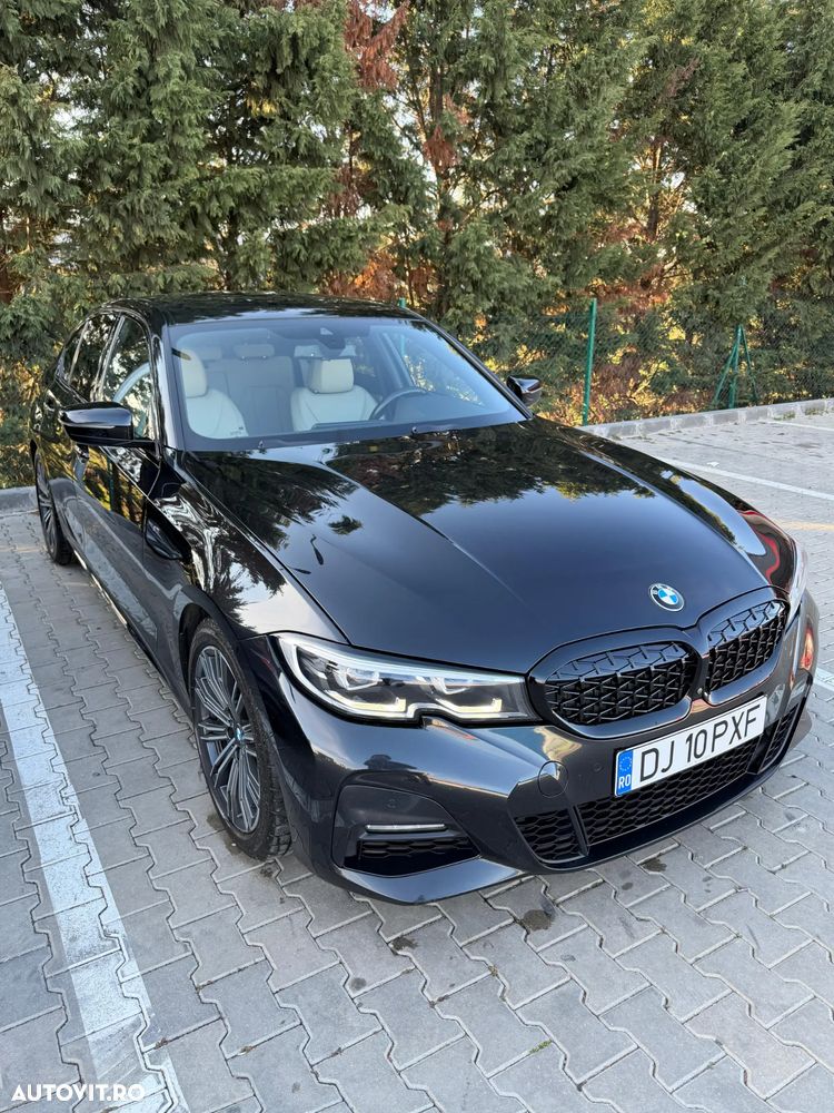 BMW Seria 3 330i Aut. M Sport - 3