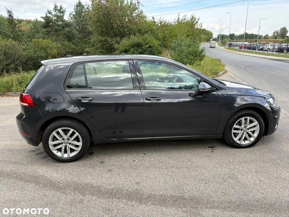 Volkswagen Golf 1.6 TDI BlueMotion Technology Comfortline - 6